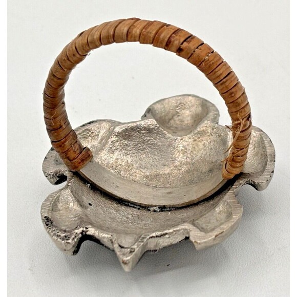 DII Design Imports Beach Sea Turtle Napkin Holder Rings Cast Brass Metal 5-Piece - Picture 9 of 9